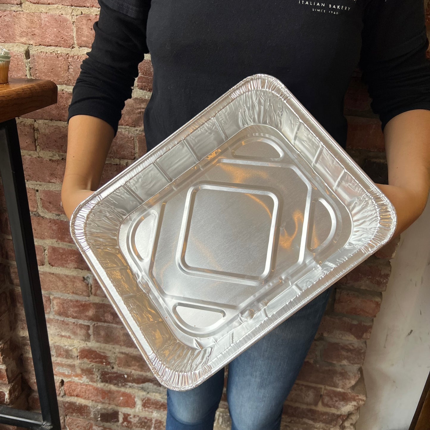 Medium size tray