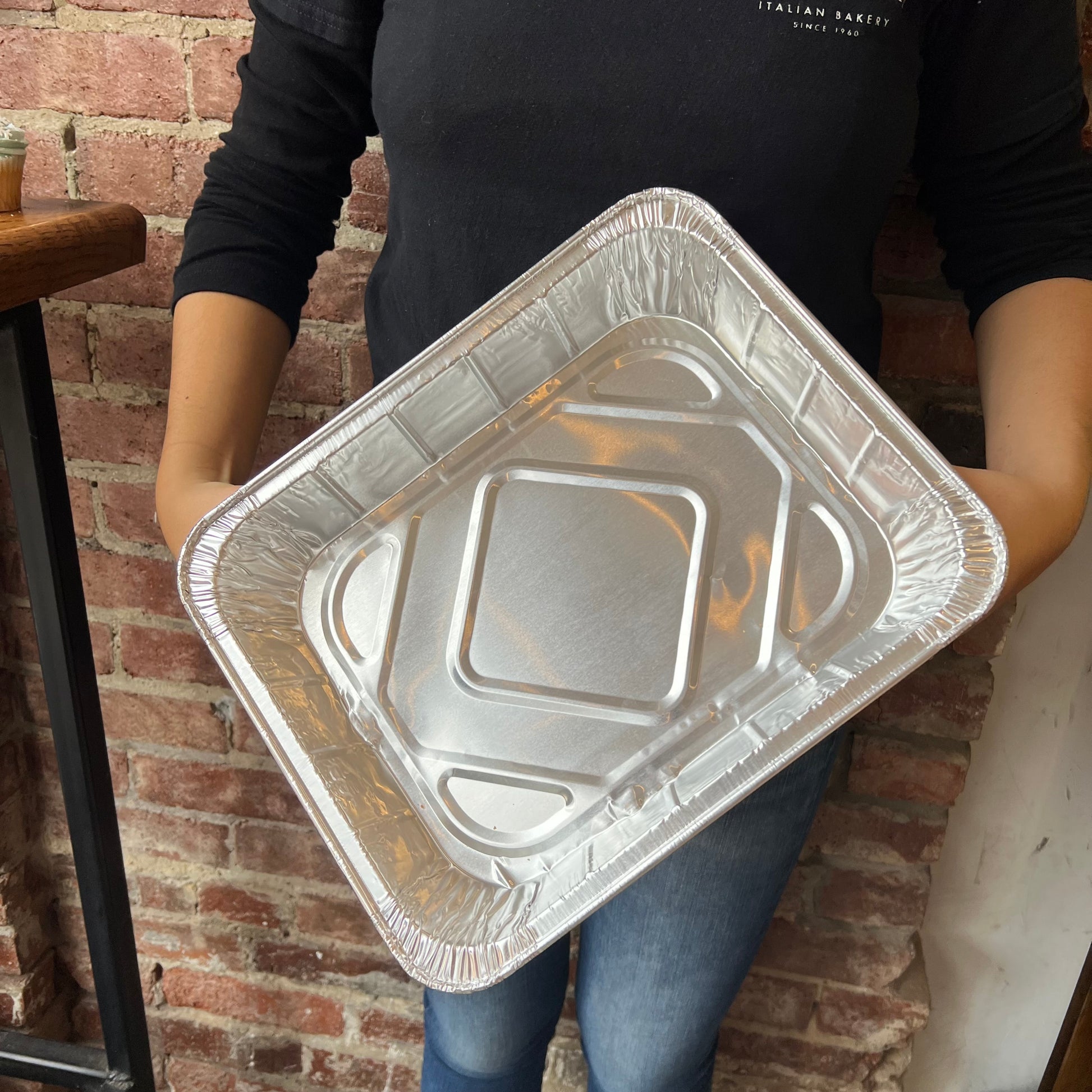 Medium size tray